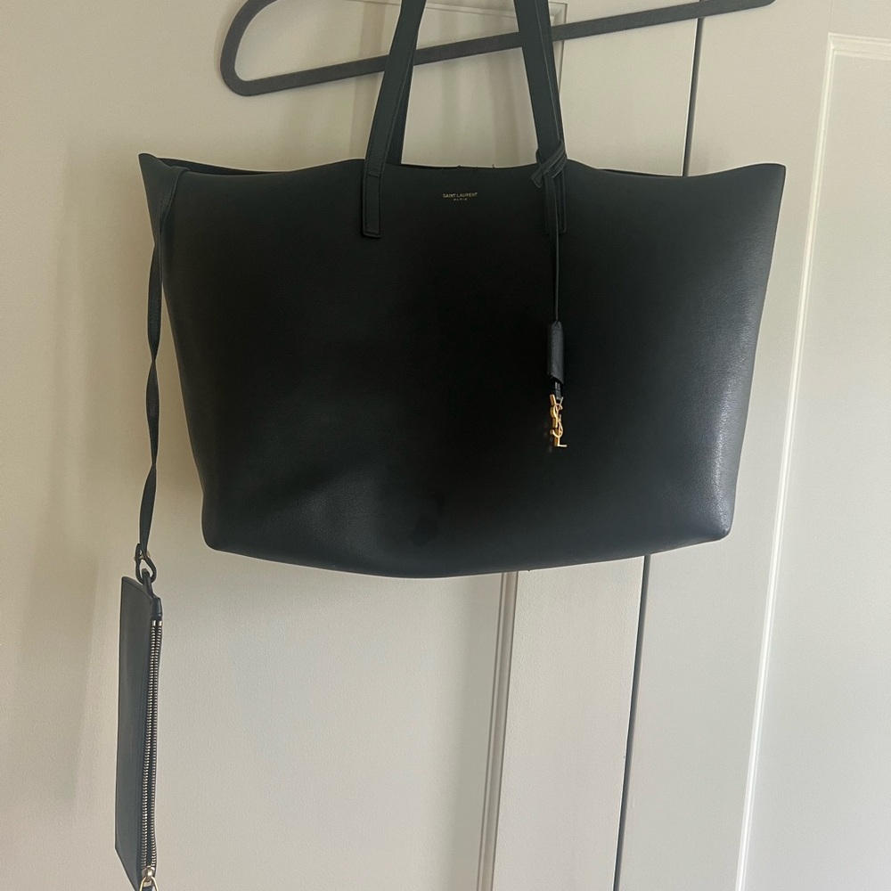 Saint Laurent shopping leather Tote Bag
